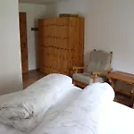 Bed & Breakfast Chasa Randulina 3*
