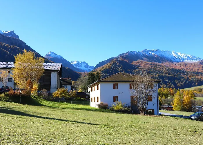 Bed and Breakfast Chasa Randulina 3*